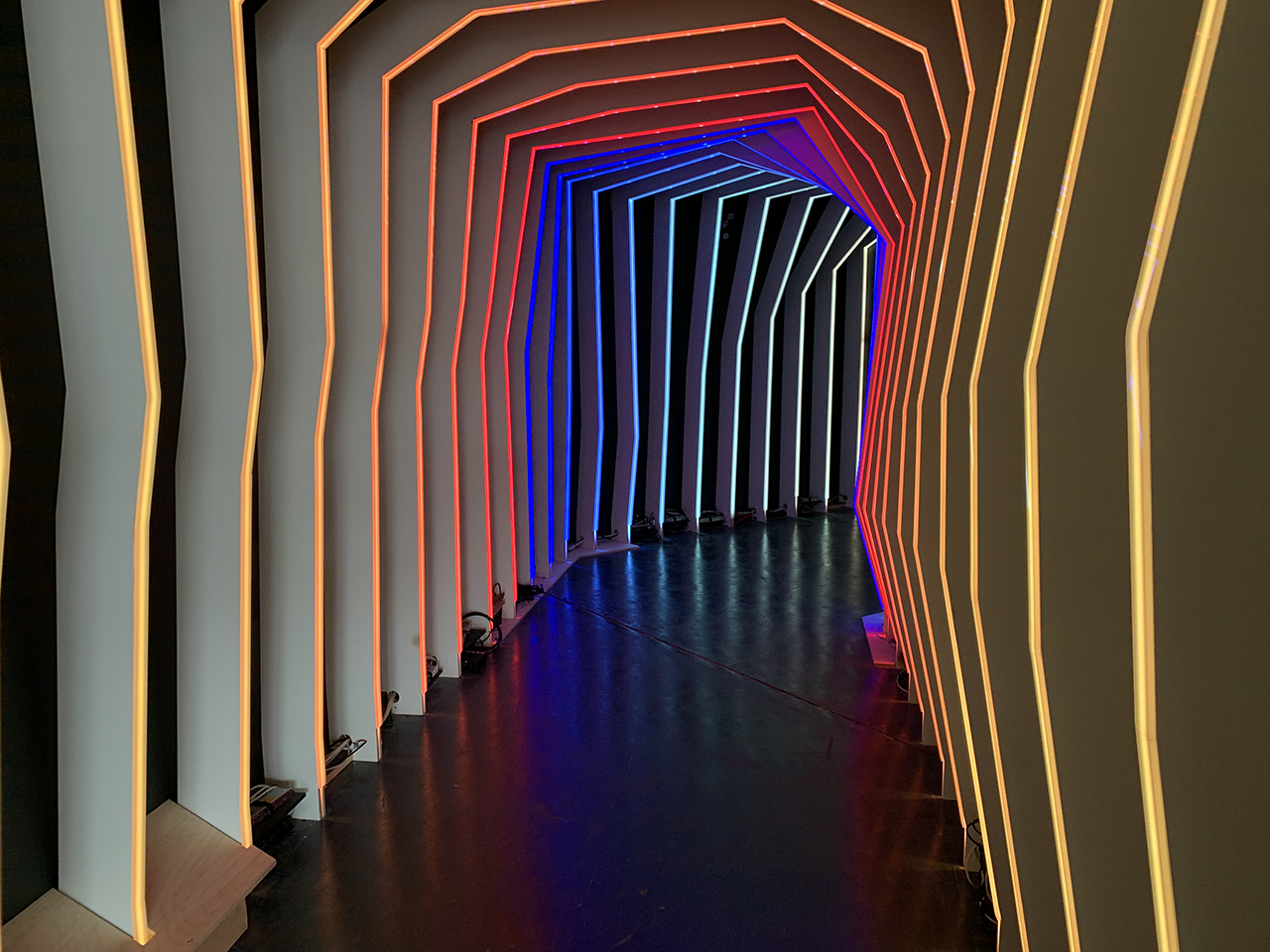 Electric Playhouse Lights & Games & Beers, Oh My! Meow Wolf